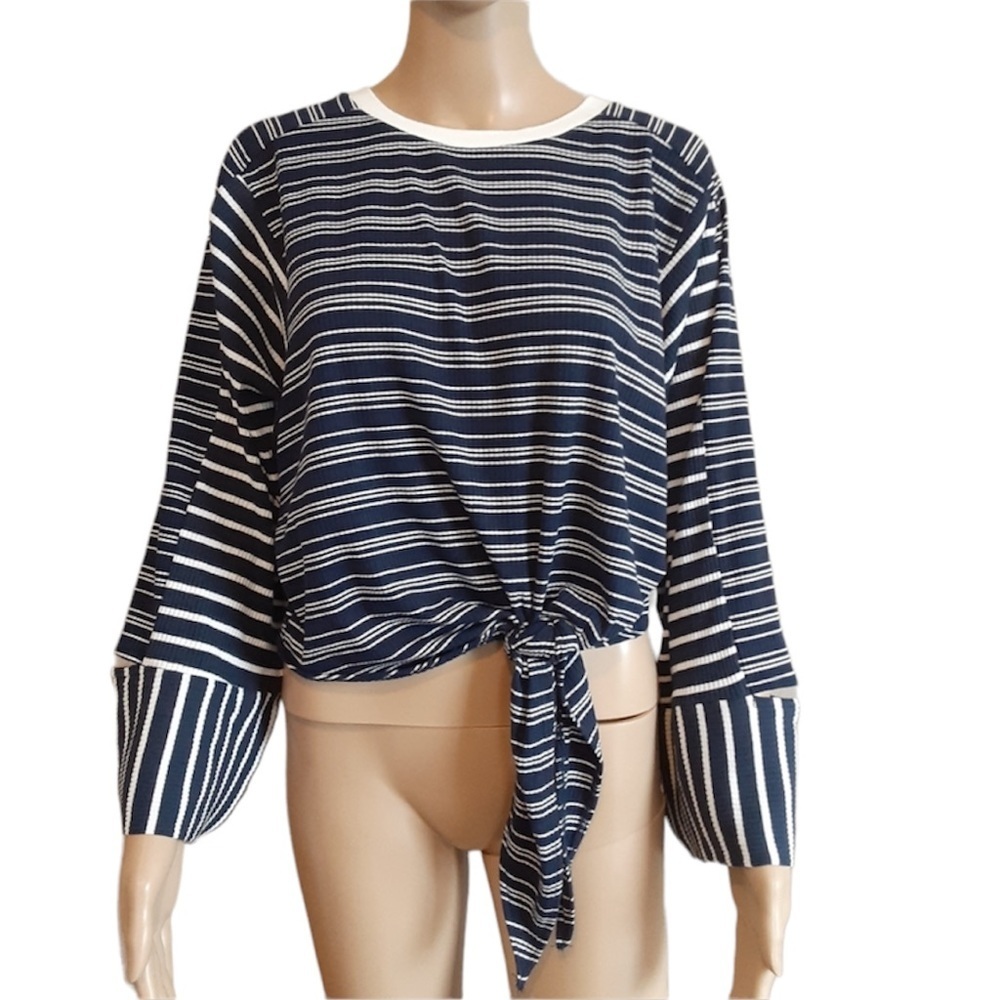 Evident Stripped Cropped Sweater Size Medium